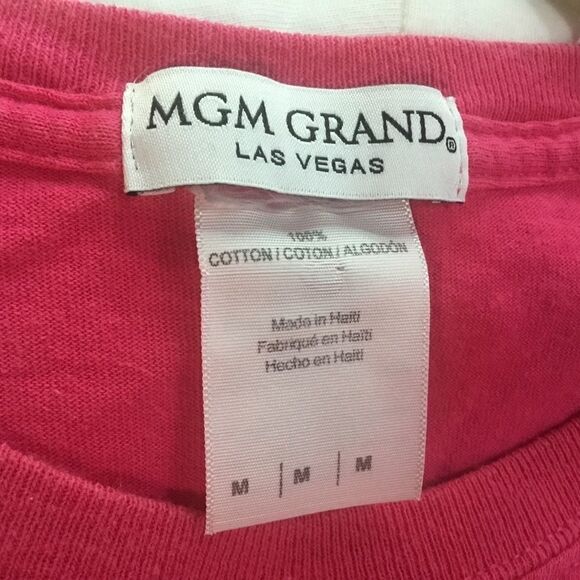 NWOT Women’s Sz. M Cotton Tee S/S MGM Lion Print - Picture 7 of 8